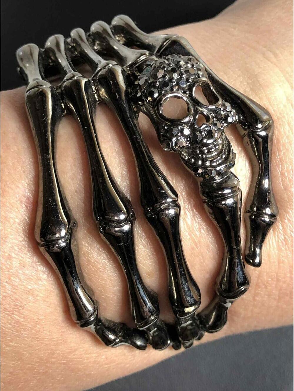 7853 Black hematite tone skull skeleton claw hand clamper bracelet